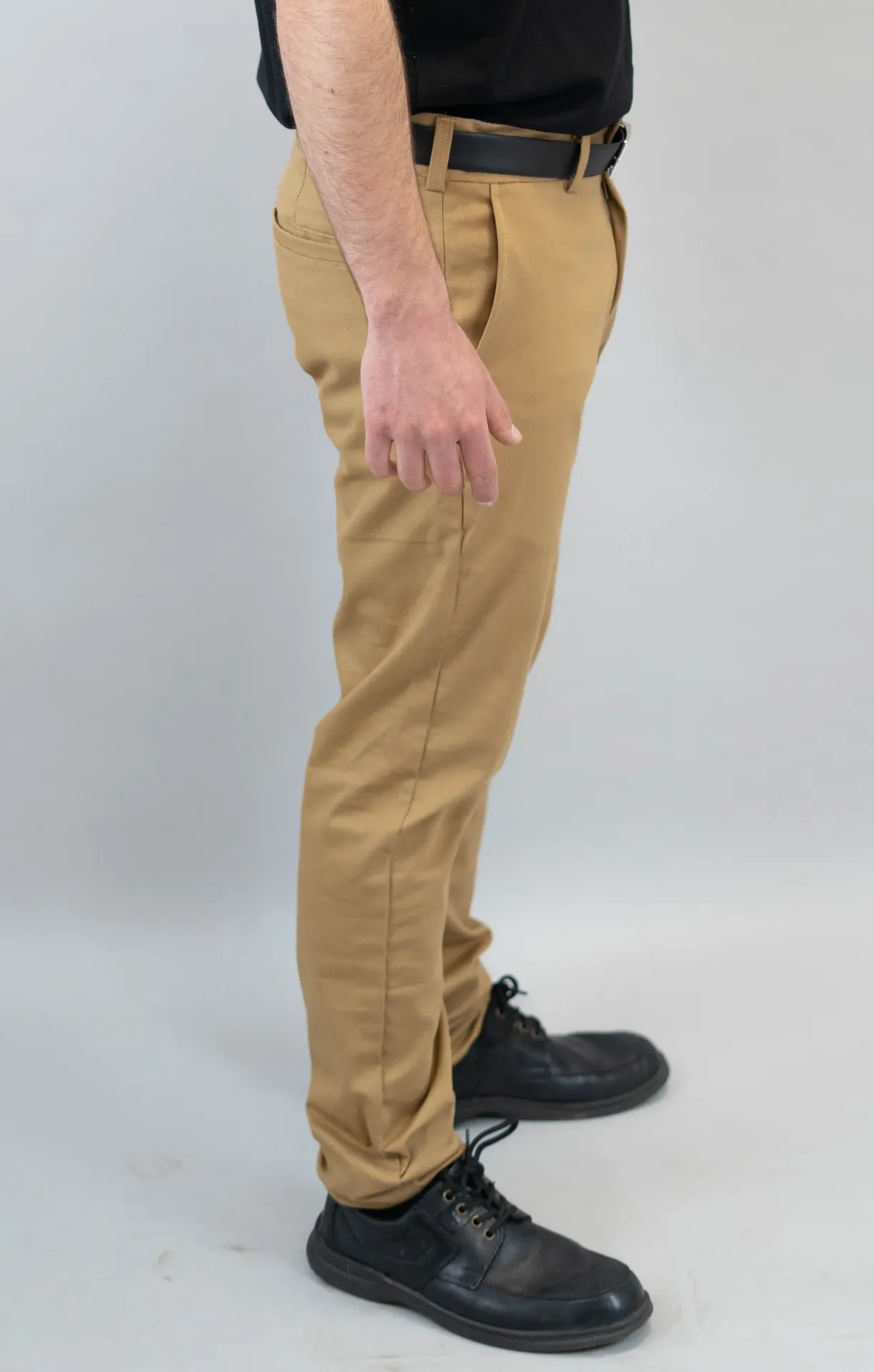 [P0] PANTALON CORTE CHINO DE GABARDINA ELASTIZADA