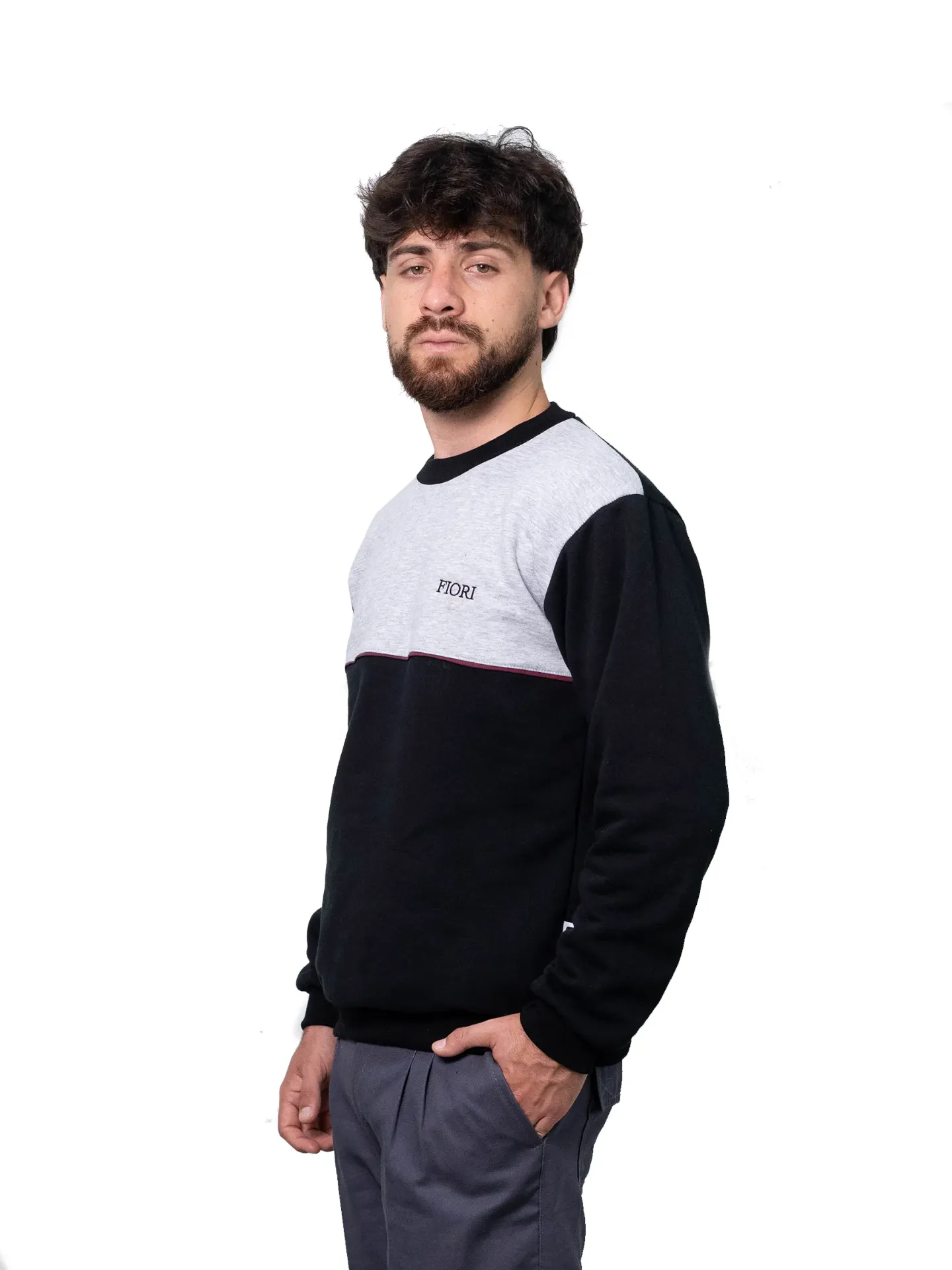 [B6.1] BUZO DE FRIZZA ALGODÓN - Cuello a la base - recorte frontal. (Negro)