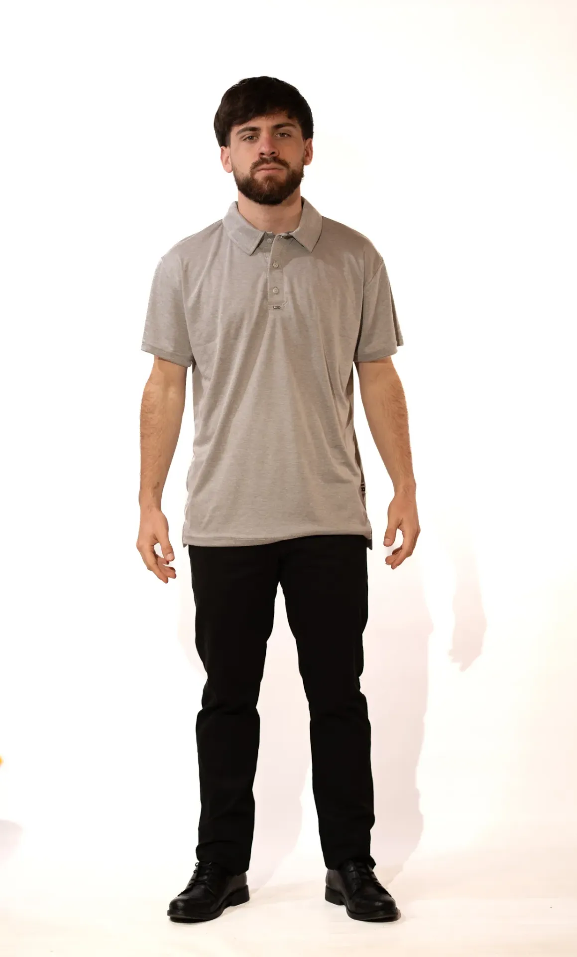 CHOMBA DE OXFORD CON CUELLO TIPO CAMISA EVOLUTION